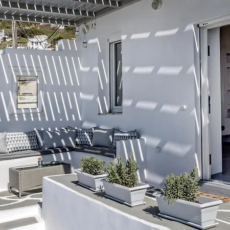 The Nest * Triandaros (Tinos)